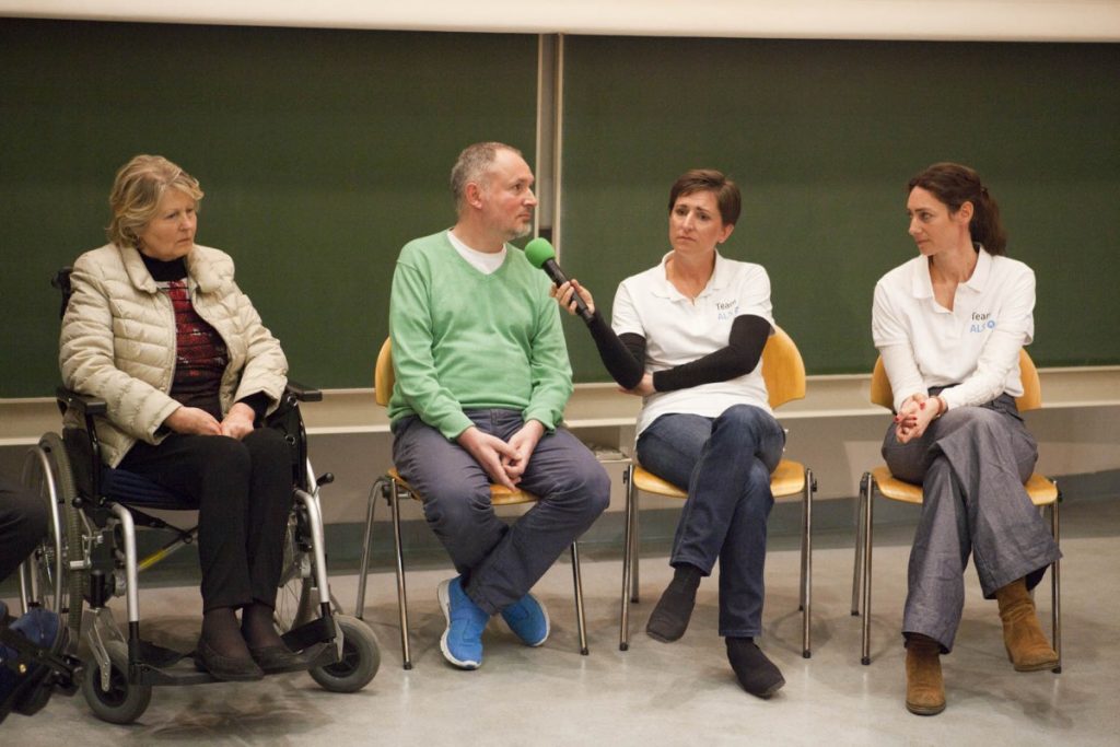 Podiumsdiskussion zur neuen Gesetzgebung für Entscheidungen am Lebensende
